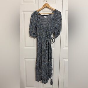 Old Navy Floral Wrap Dress Midi Length, Size Small, Navy Blue